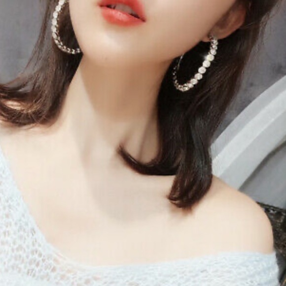 NEW 18k gold plated hoops earrings - Picture 5 of 5